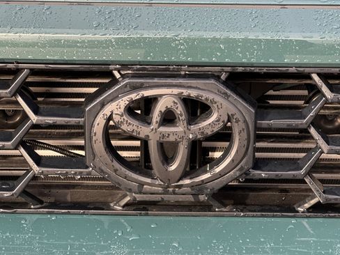 Used 2025 Toyota 4Runner TRD Off-Road Premium image 49