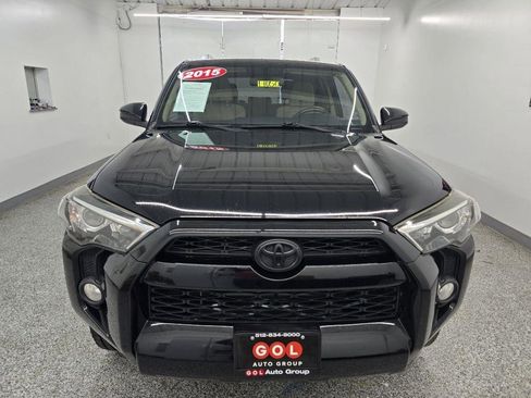 Used 2015 Toyota 4Runner SR5 RWD image 3