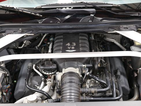 Used 2008 Aston Martin V8 Vantage Roadster RWD image 75