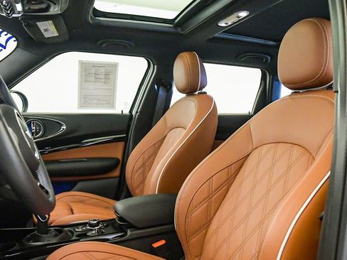 Certified 2023 MINI Cooper Clubman S image 18