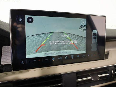 New 2026 Lincoln Corsair Premiere image 6