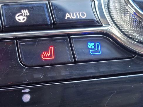 Used 2020 Lincoln Corsair Reserve w/ Equipment Group 201A image 8