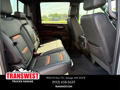Used 2024 GMC Sierra 3500 AT4 w/ AT4 Premium Plus Package AWD/4WD image 9