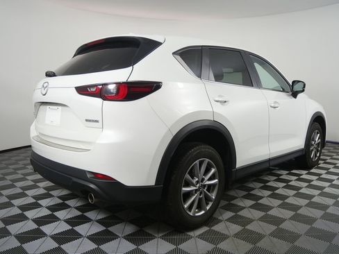Used 2023 MAZDA CX-5 AWD 2.5 S w/ Preferred Package image 3