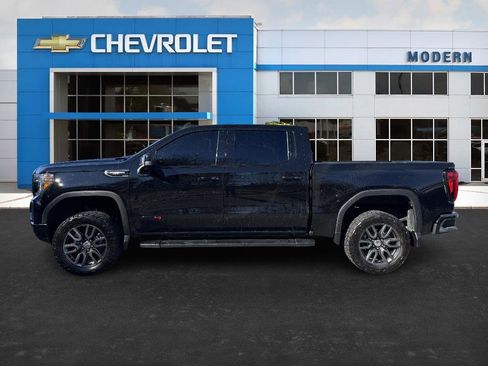 Used 2020 GMC Sierra 1500 AT4 w/ AT4 Premium Package image 2