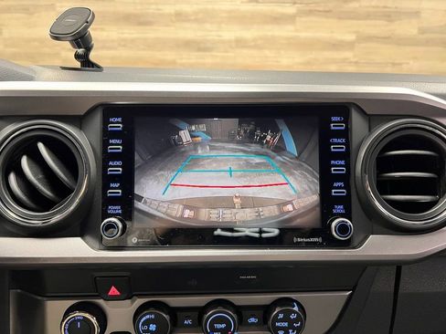 Used 2020 Toyota Tacoma SR5 image 7