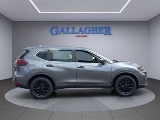 Used 2018 Nissan Rogue S video 3