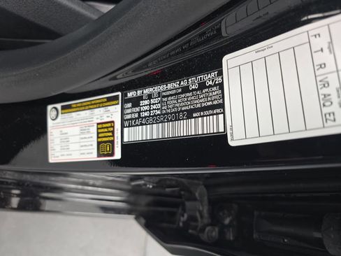Used 2025 Mercedes-Benz C 300 Sedan image 50