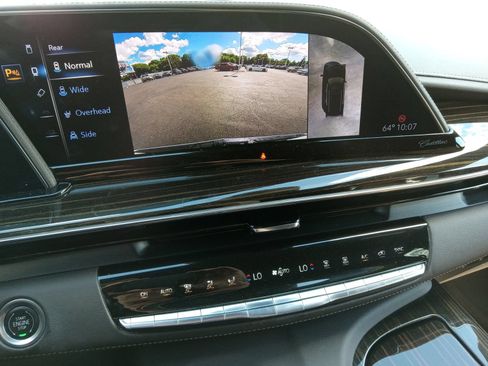 Used 2023 Cadillac Escalade ESV Premium Luxury AWD/4WD image 15