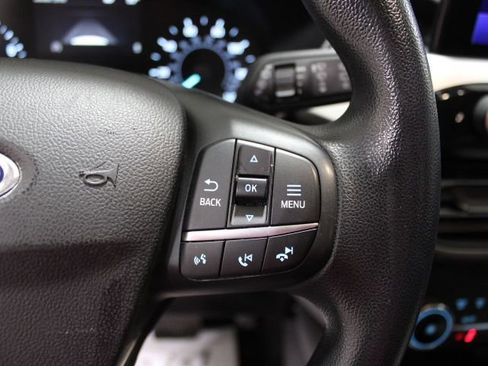 Used 2020 Ford Escape SE image 39