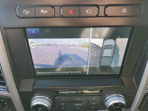 Used 2020 Ford F150 Lariat w/ Equipment Group 502A Luxury AWD/4WD image 27