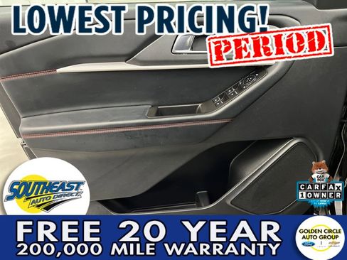 Used 2025 Ford Explorer ST-Line w/ ST-Line Street Pack AWD/4WD image 9