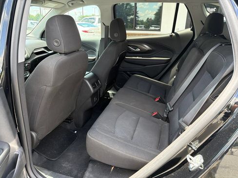 Used 2022 GMC Terrain SLE w/ Driver Convenience Package AWD/4WD image 5