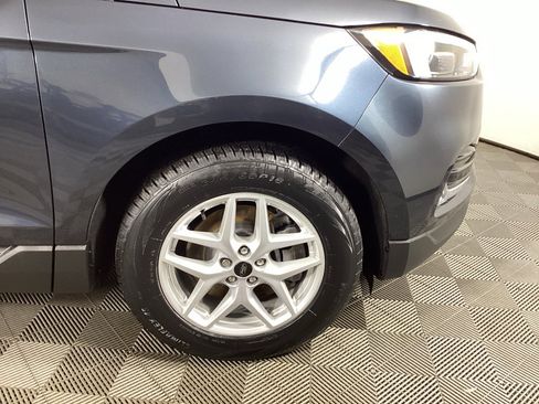 Used 2024 Ford Edge SEL w/ Convenience Package image 7