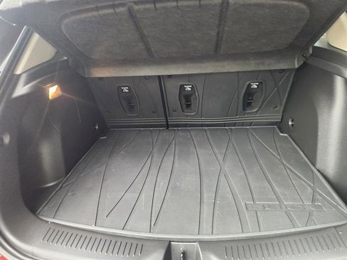 Used 2023 Buick Encore GX Select w/ Sport Touring Package image 18