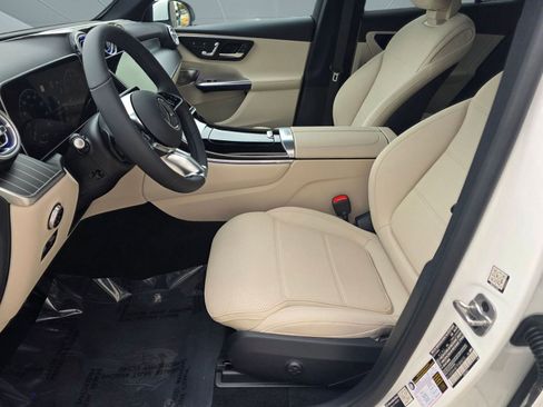 New 2026 Mercedes-Benz GLC 300 4MATIC image 4