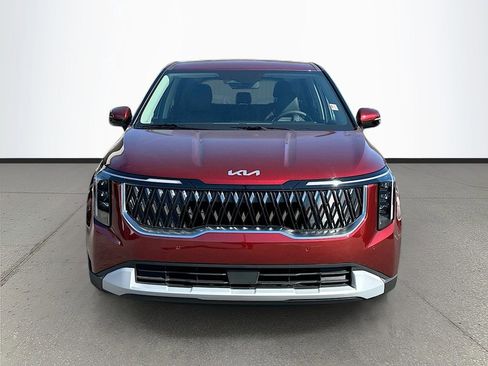 New 2026 Kia Carnival image 2