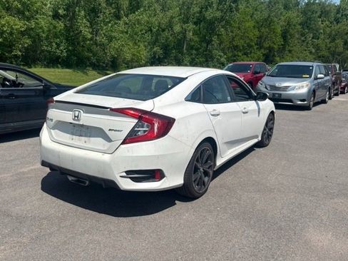 Used 2019 Honda Civic Sport image 6