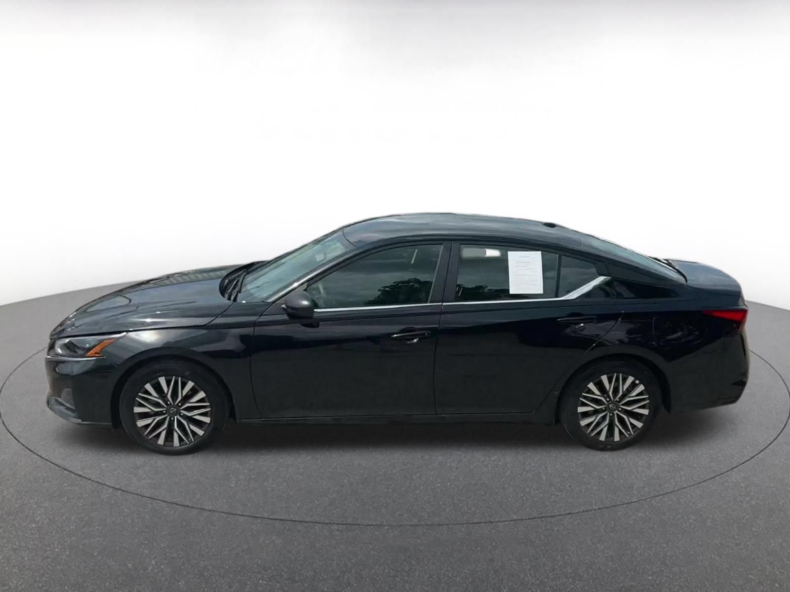Used 2026 Nissan Altima 2.5 SV FWD image 8