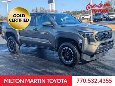 Certified 2025 Toyota Tacoma TRD Off-Road image 1