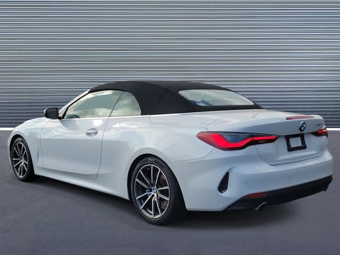 Used 2022 BMW 430i Convertible image 4