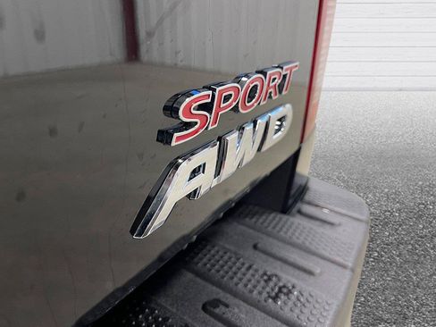 Used 2023 Honda Ridgeline Sport image 7