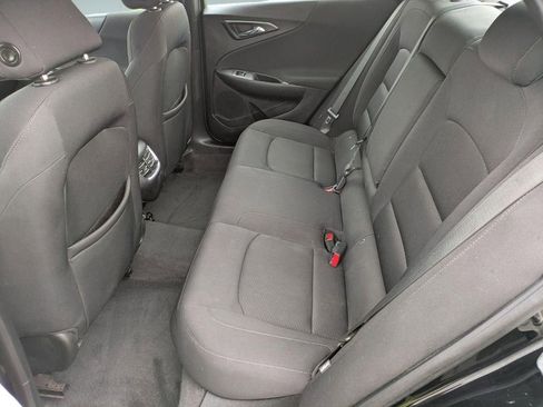 Used 2019 Chevrolet Malibu LT FWD image 25
