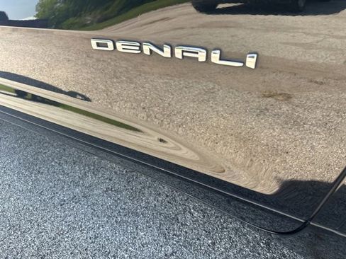 Used 2025 GMC Acadia Denali w/ Super Cruise Package AWD/4WD image 14