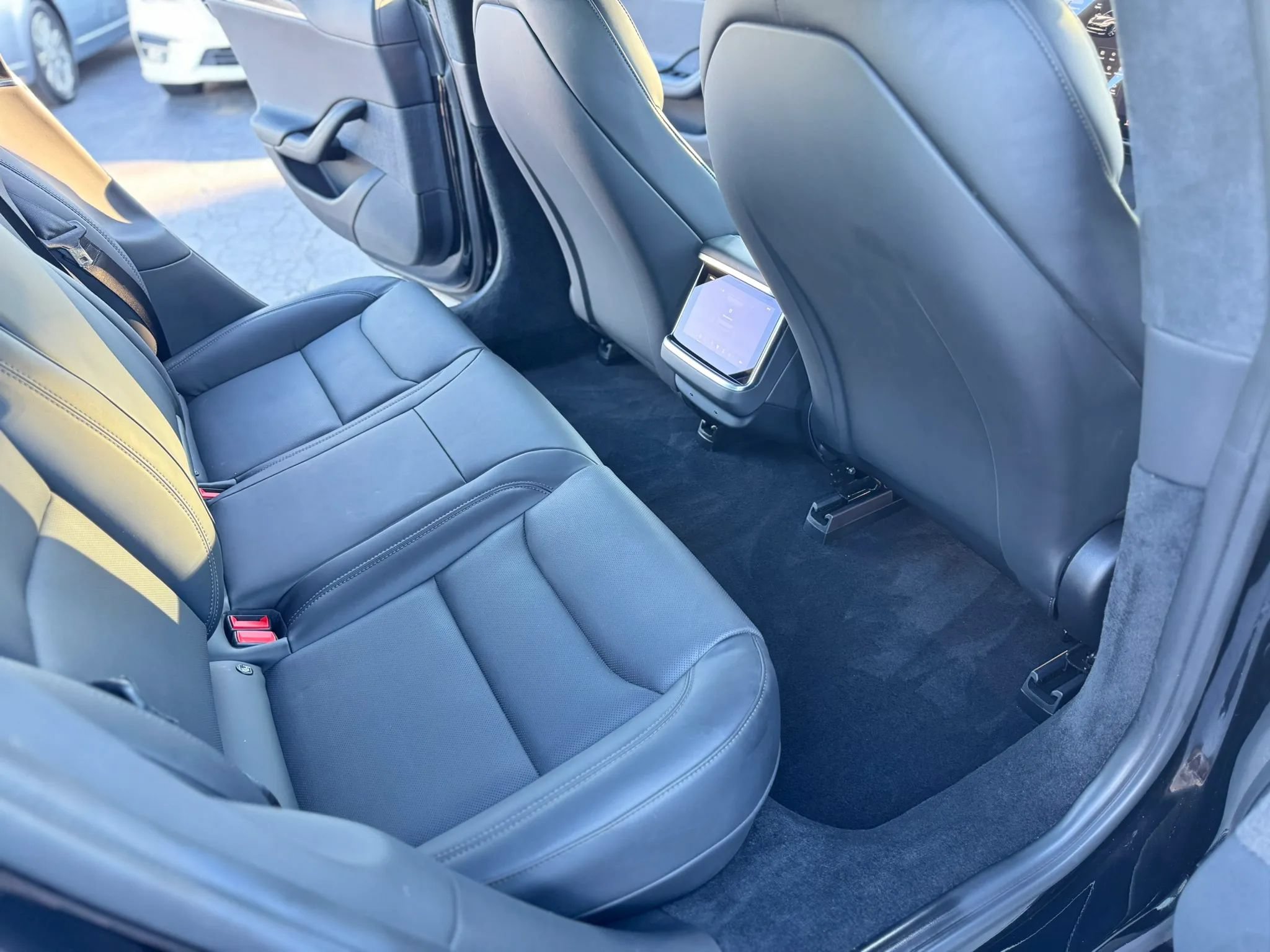 Used 2022 Tesla Model S Standard Range AWD/4WD image 15