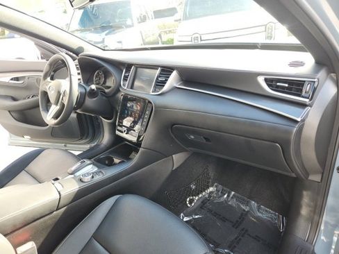 Used 2025 INFINITI QX55 Luxe w/ Cargo Package image 23