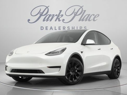 Used 2021 Tesla Model Y Long Range AWD/4WD image 11