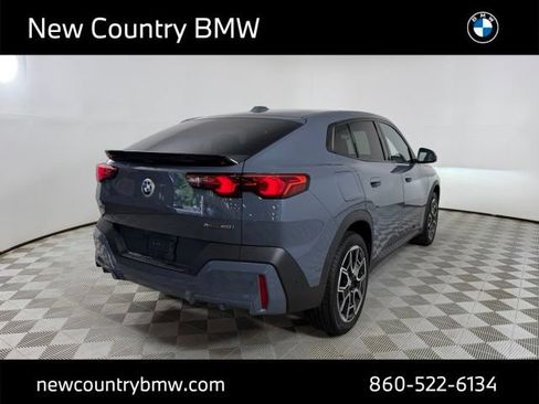 Used 2025 BMW X2 xDrive28i AWD/4WD image 7