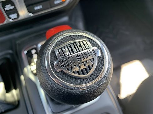 New 2024 Jeep Gladiator Rubicon w/ Technology Group image 60