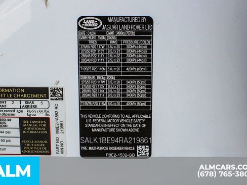 Used 2024 Land Rover Range Rover Long Wheelbase Autobiography image 47