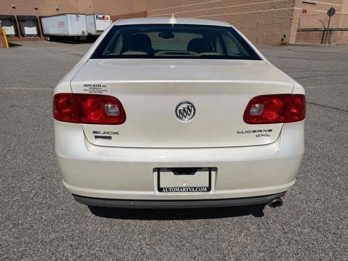 Used 2011 Buick Lucerne CXL FWD image 36