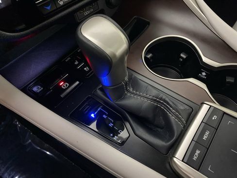 Used 2022 Lexus RX 350 AWD w/ Premium Package image 23