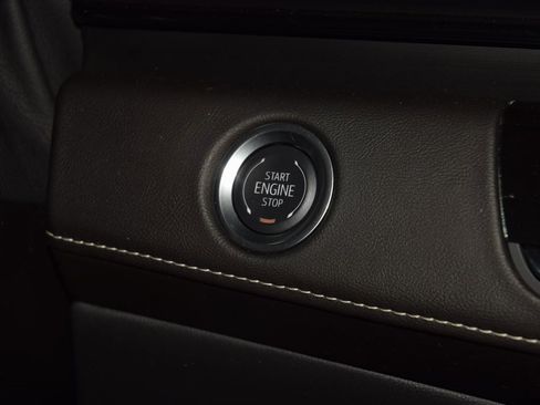 Used 2024 Cadillac Escalade ESV Premium Luxury w/ Performance Package image 37