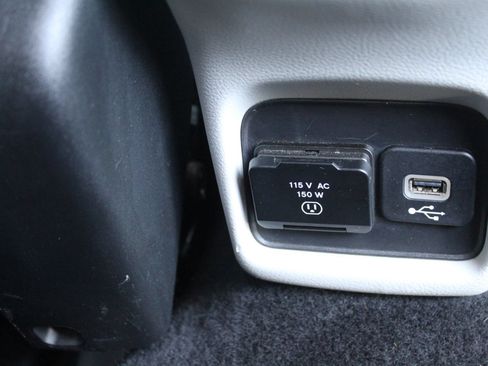 Used 2018 Jeep Compass Limited w/ Navigation Group AWD/4WD image 22