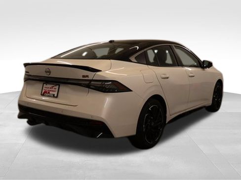 New 2026 Nissan Sentra SR w/ SR Premium Package FWD image 2