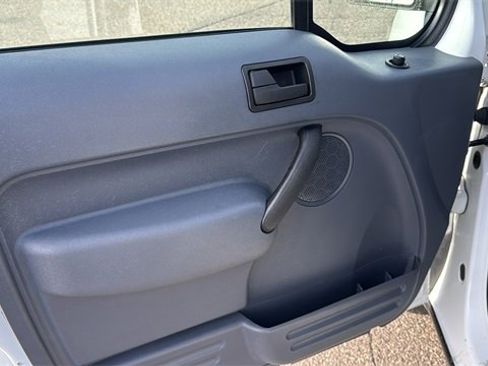 Used 2013 Ford Transit Connect XLT image 7