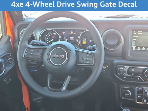 Used 2023 Jeep Wrangler Unlimited w/ Convenience Group image 24