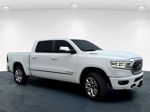 Used 2024 RAM 1500 Limited w/ Body Color Bumper Group image 17