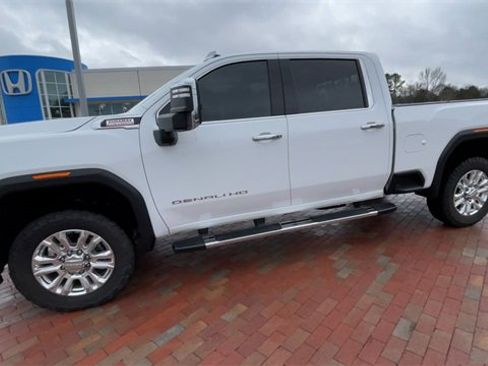 Used 2021 GMC Sierra 2500 Denali w/ Denali Ultimate Package image 6