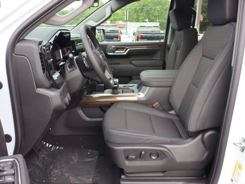 New 2026 Chevrolet Silverado 1500 LT w/ LPO, Dark Essentials Package AWD/4WD image 6