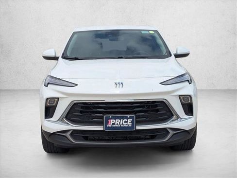 Used 2025 Buick Encore GX Preferred image 2