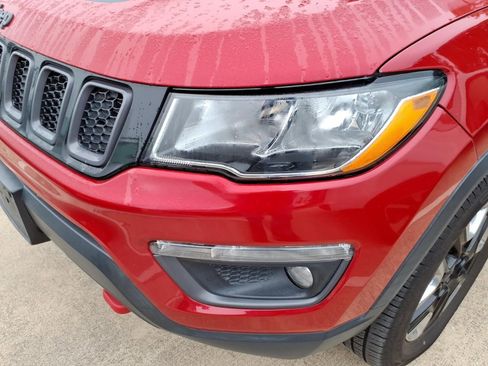 Used 2018 Jeep Compass Trailhawk image 8