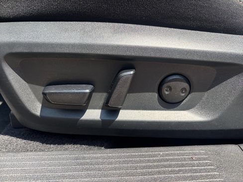 Used 2026 Nissan Rogue SV AWD/4WD image 21