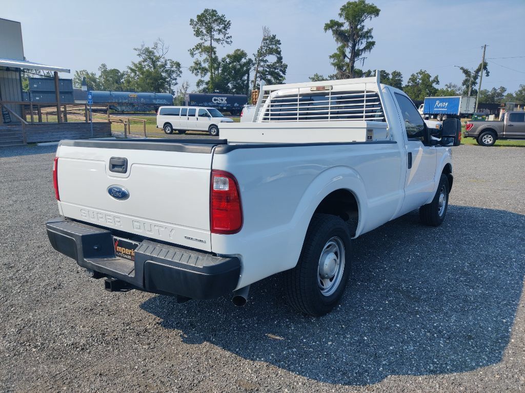 Used 2016 Ford F250 XL w/ Power Equipment Group RWD image 5
