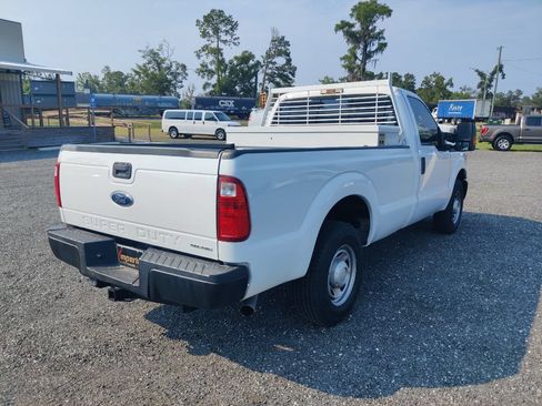 Used 2016 Ford F250 XL w/ Power Equipment Group RWD image 5