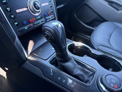 Used 2018 Ford Explorer Limited w/ Equipment Group 301A image 21
